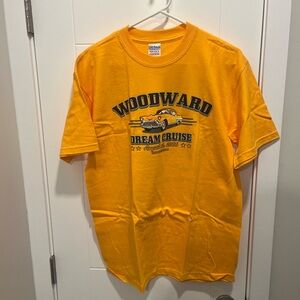 Gildan Yellow Graphic T-Shirt
